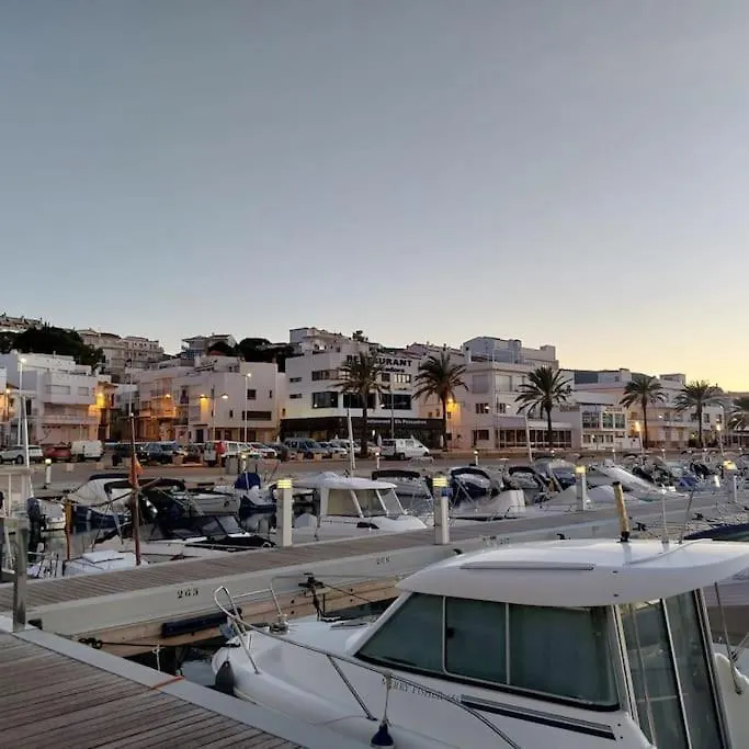 Ferienwohnung Maritime Promenade, Facing The Port Llança Apartment
